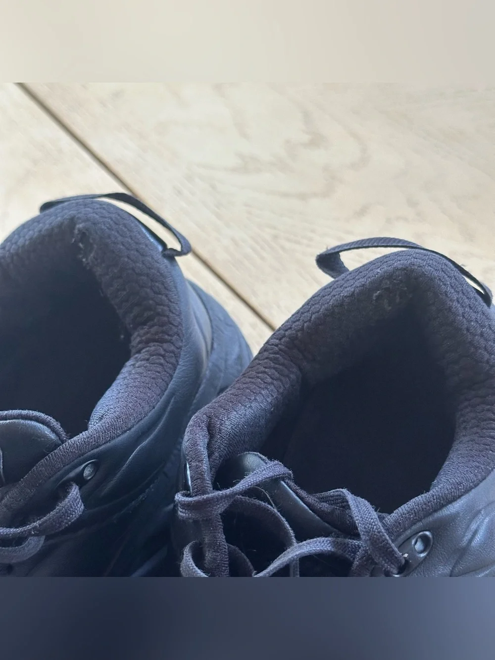 HOKA One One Bondi SR Black Running Shoes Sneakers Women’s 8.5